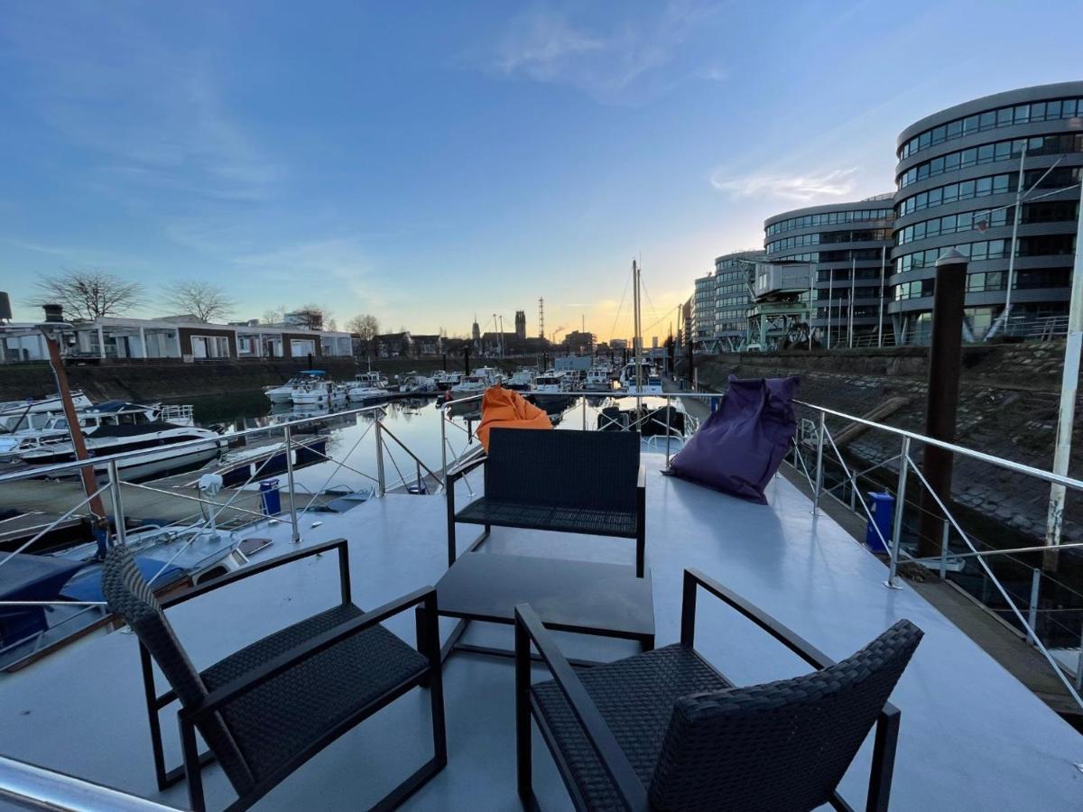 Hausboot Lore Duisburg Luaran gambar