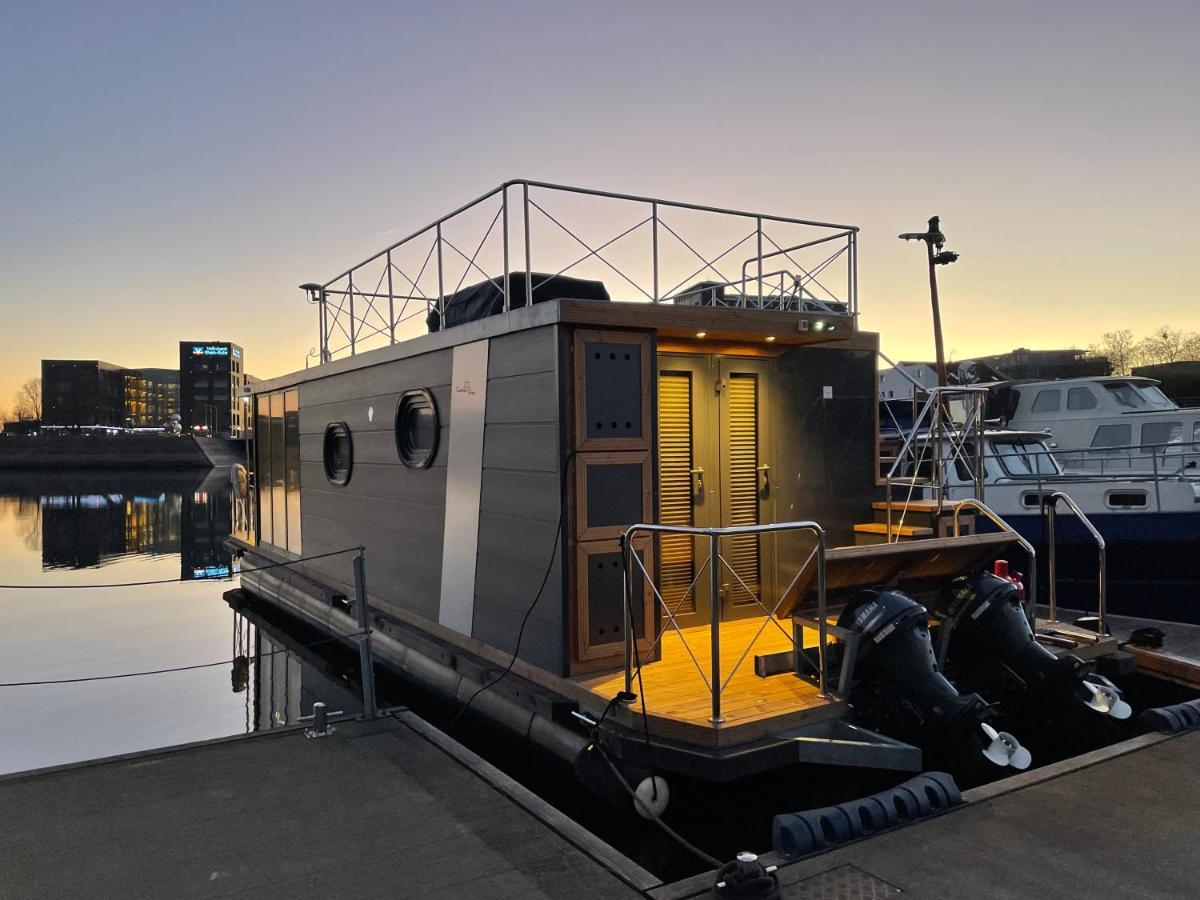 Hausboot Lore Duisburg Luaran gambar