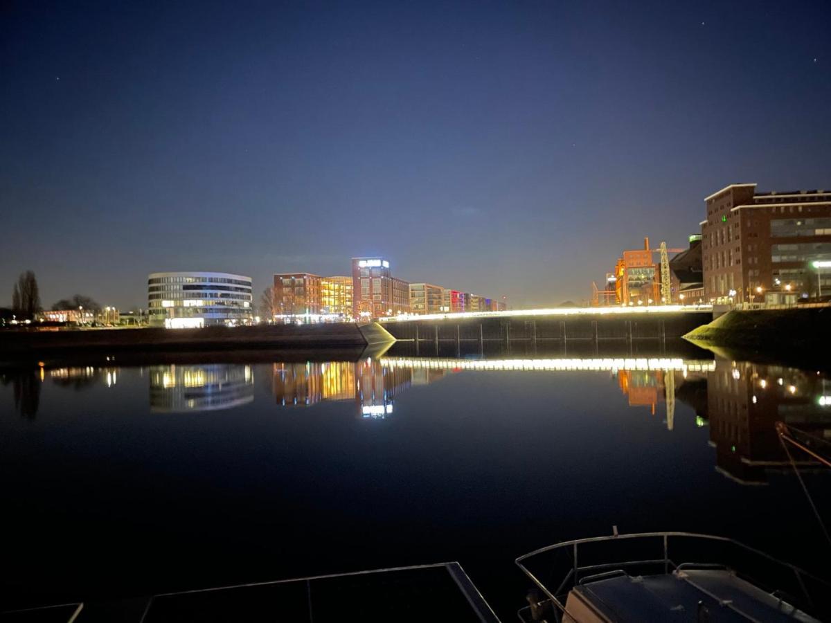 Hausboot Lore Duisburg Luaran gambar